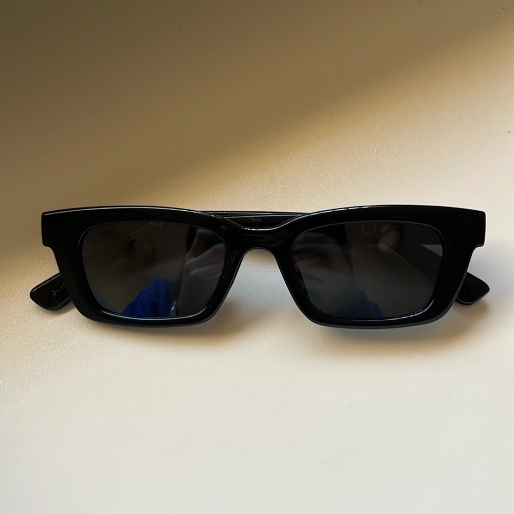 Black y2k sunglasses